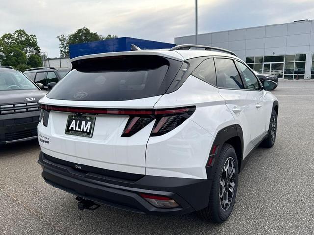 Photo of 2025 White Pearl Hyundai TUCSON