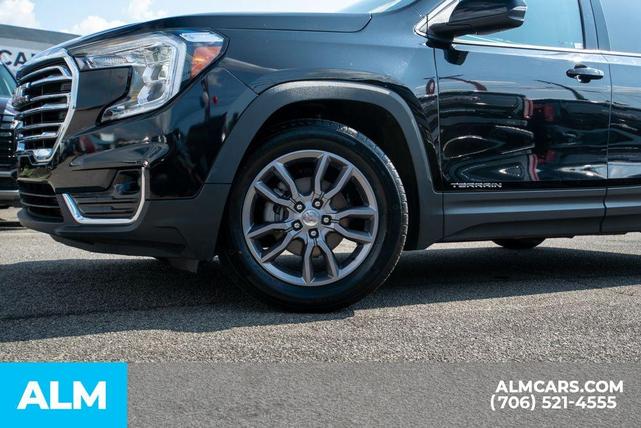 Photo of 2023 Ebony Twilight Metallic GMC Terrain