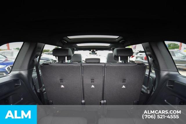 Photo of 2021 Mountain Gray Metallic Mercedes-Benz GLB 250