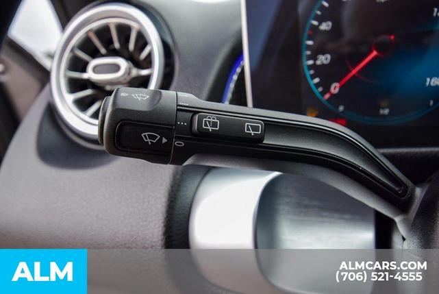 Photo of 2021 Mountain Gray Metallic Mercedes-Benz GLB 250
