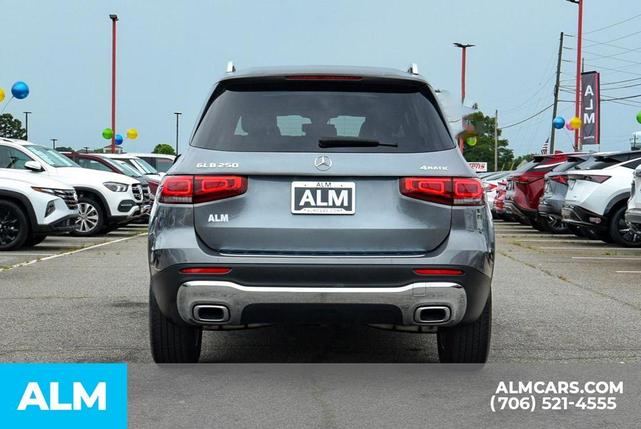 Photo of 2021 Mountain Gray Metallic Mercedes-Benz GLB 250