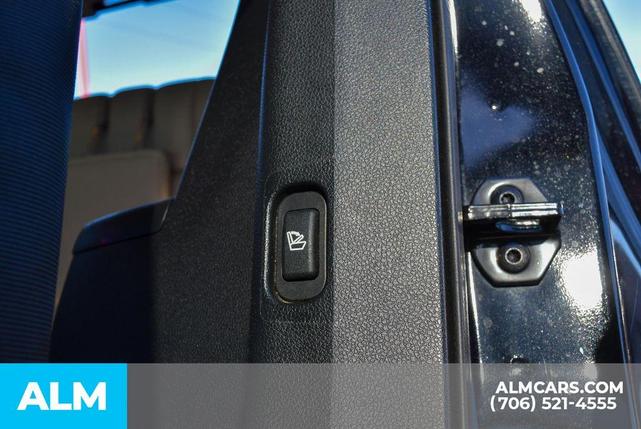 Photo of 2018 Shadow Black Ford Explorer