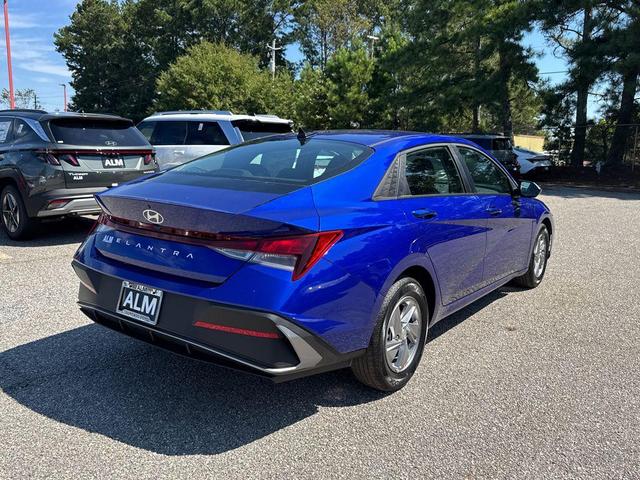 Photo of 2025 Intense Blue Hyundai ELANTRA