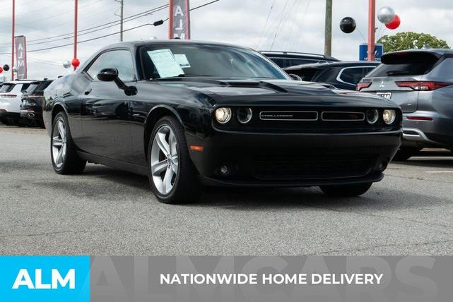 Photo of 2017 Pitch Black Clearcoat Dodge Challenger