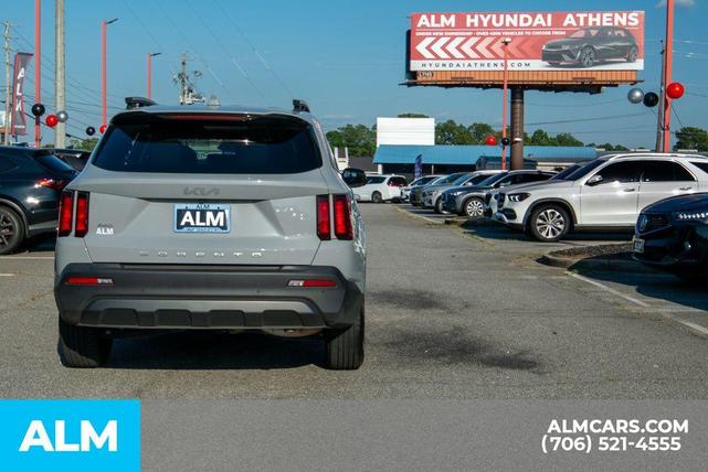 Photo of 2022 Wolf Gray Kia Sorento