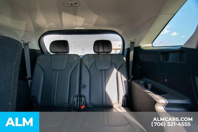 Photo of 2022 Wolf Gray Kia Sorento