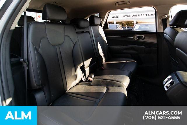 Photo of 2022 Wolf Gray Kia Sorento