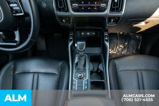 Photo of 2022 Wolf Gray Kia Sorento