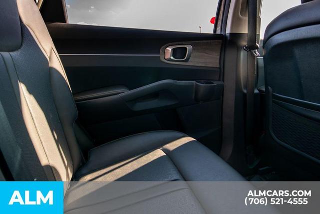 Photo of 2022 Wolf Gray Kia Sorento
