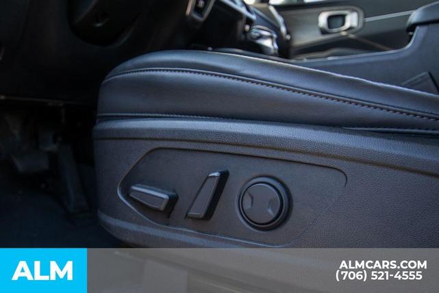 Photo of 2022 Wolf Gray Kia Sorento