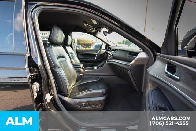 Photo of 2024 Diamond Black Jeep Grand Cherokee