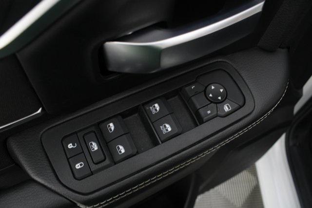 Photo of 2025 Bright White Clearcoat RAM 2500