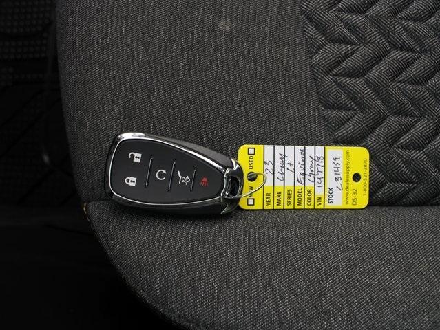 Photo of 2023 Gray Chevrolet Equinox