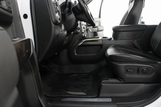 Photo of 2019 Summit White GMC Sierra 1500
