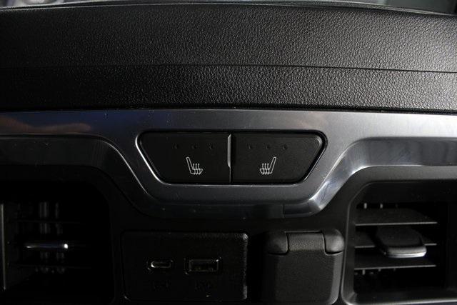 Photo of 2019 Summit White GMC Sierra 1500
