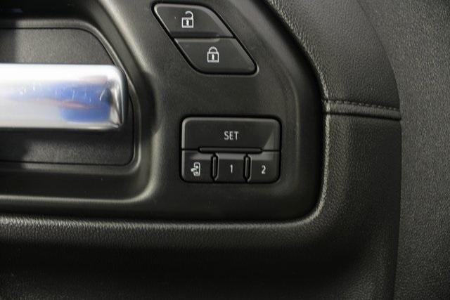 Photo of 2019 Summit White GMC Sierra 1500