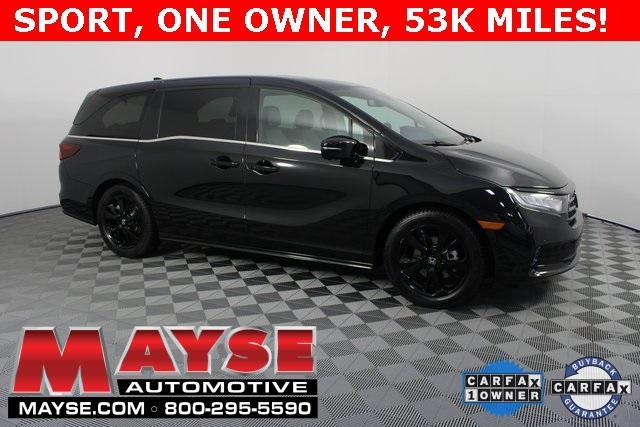 Photo of 2023 Crystal Black Pearl Honda Odyssey