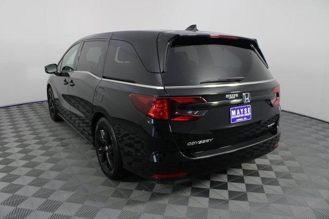 Photo of 2023 Crystal Black Pearl Honda Odyssey