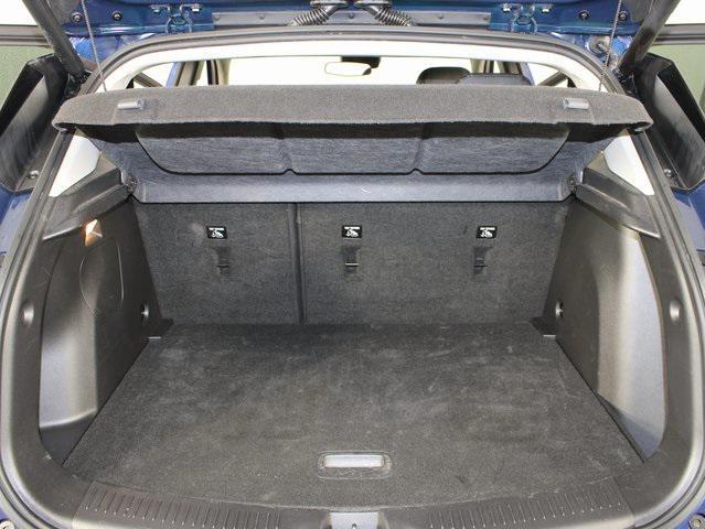 Photo of 2022 Sapphire Metallic Buick Encore GX