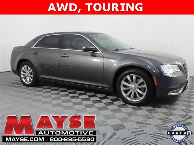 2019 Chrysler 300