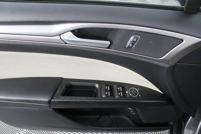 Photo of 2018 Magnetic Metallic Ford Fusion Hybrid