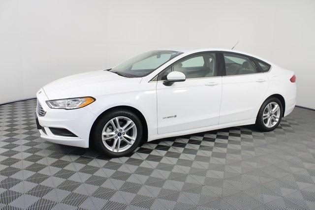 Photo of 2018 Oxford White Ford Fusion Hybrid