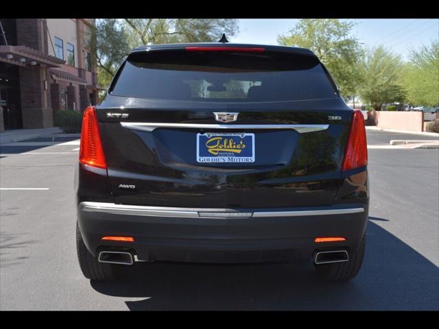 Photo of 2018 Stellar Black Metallic Cadillac XT5