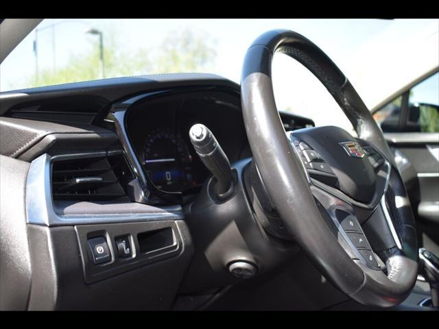 Photo of 2018 Stellar Black Metallic Cadillac XT5