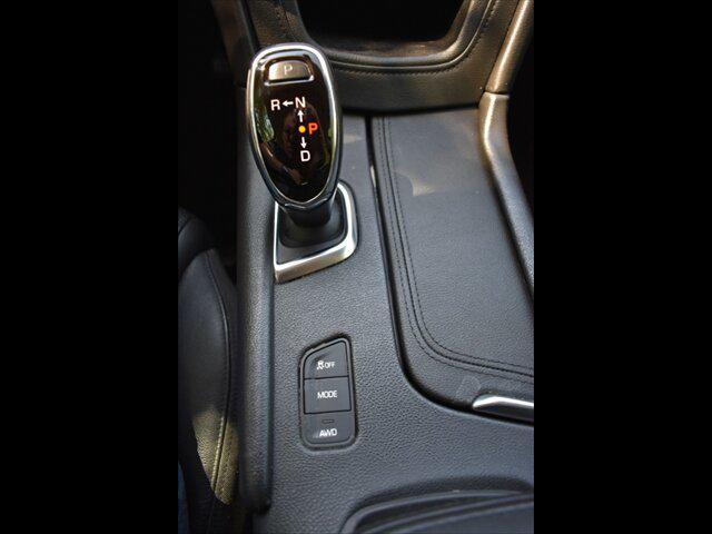 Photo of 2018 Stellar Black Metallic Cadillac XT5