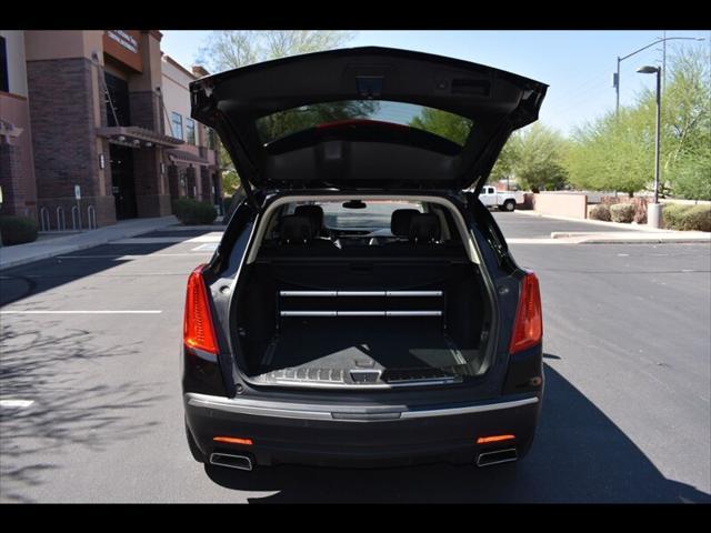 Photo of 2018 Stellar Black Metallic Cadillac XT5