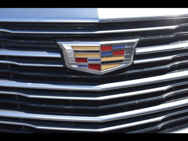 Photo of 2018 Stellar Black Metallic Cadillac XT5