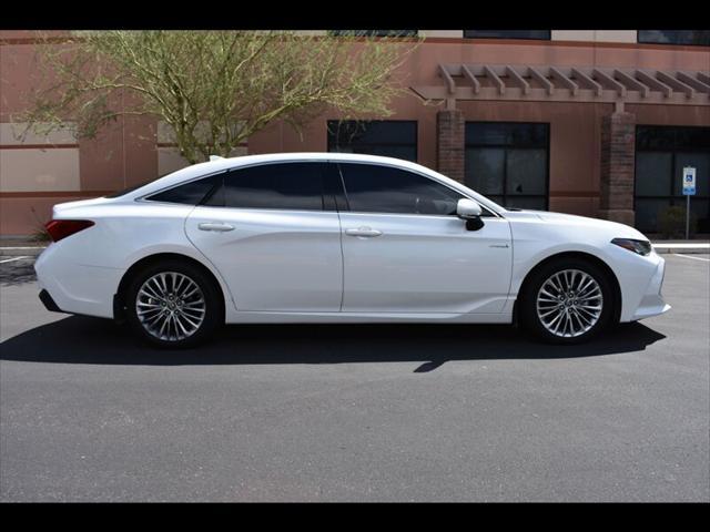 2019 Toyota Avalon Hybrid