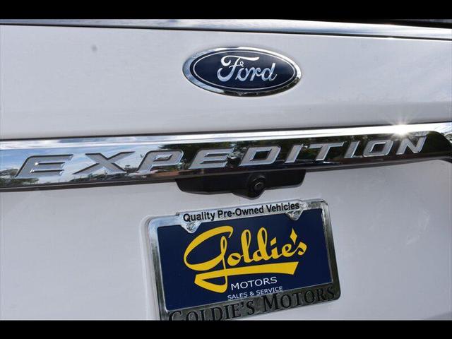 Photo of 2018 Oxford White Ford Expedition