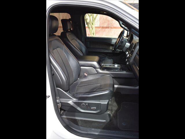 Photo of 2018 Oxford White Ford Expedition