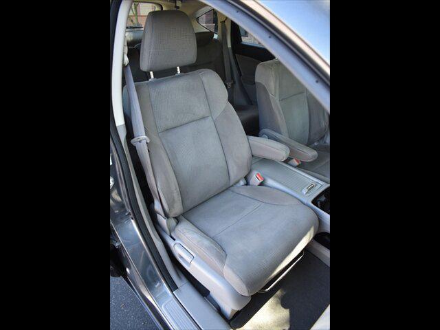 Photo of 2013 Urban Titanium Metallic Honda CR-V