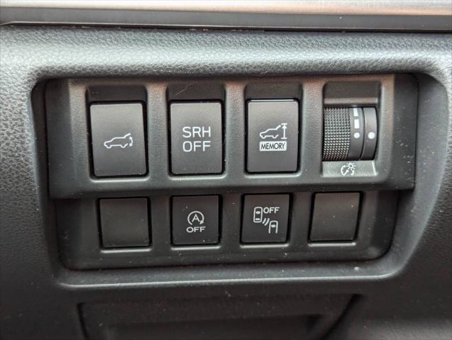 Photo of 2021 Silver Subaru Forester
