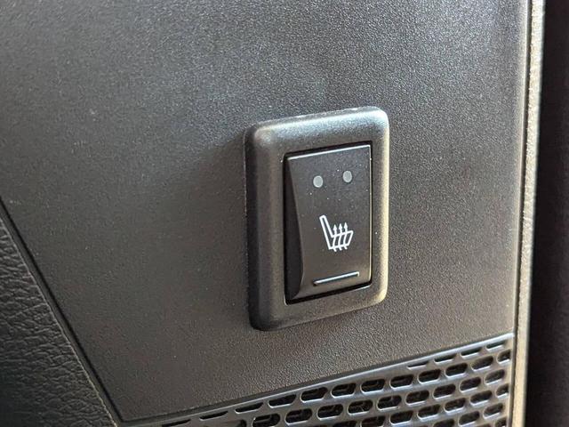 Photo of 2017 Pewter Chrysler Pacifica