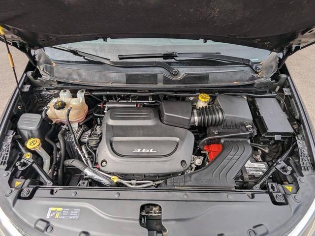 Photo of 2017 Pewter Chrysler Pacifica