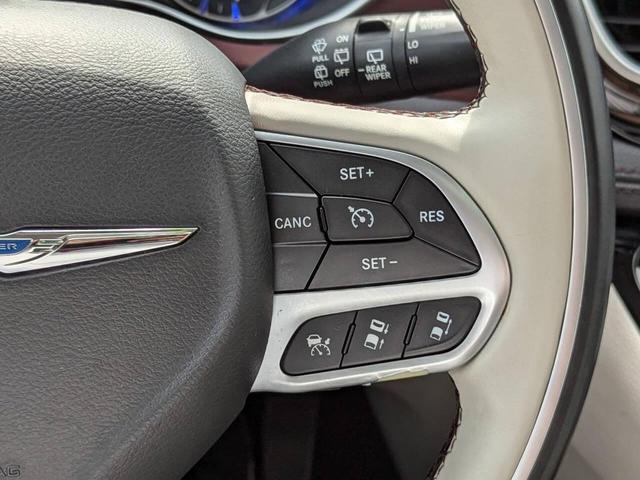 Photo of 2017 Pewter Chrysler Pacifica