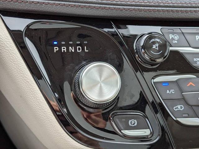 Photo of 2017 Pewter Chrysler Pacifica