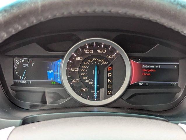 Photo of 2015 Silver Ford Explorer