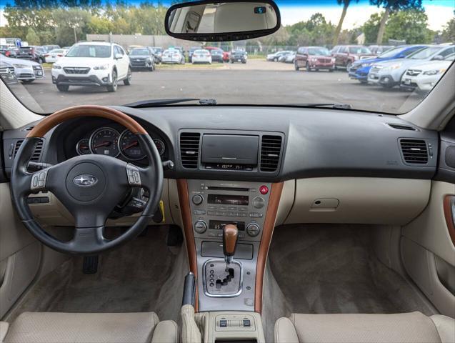 Photo of 2006 White Subaru Outback