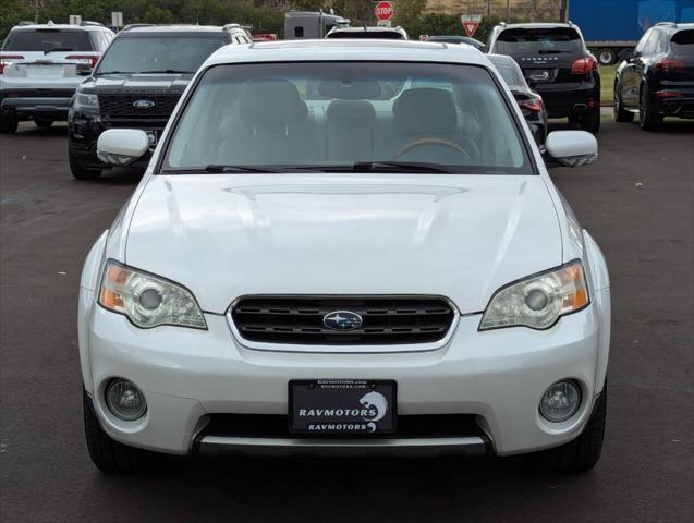 Photo of 2006 White Subaru Outback
