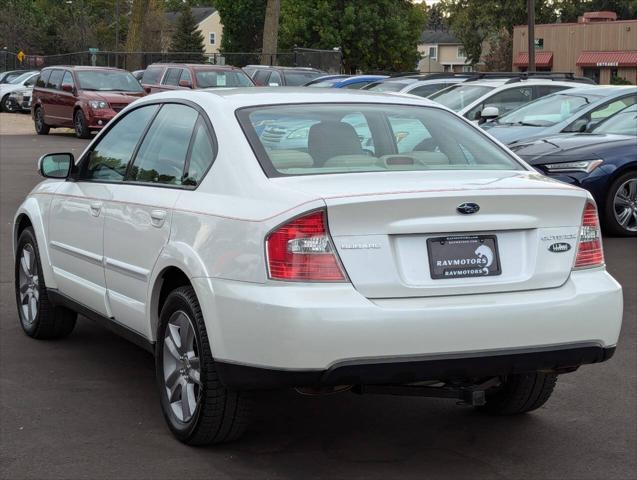 Photo of 2006 White Subaru Outback