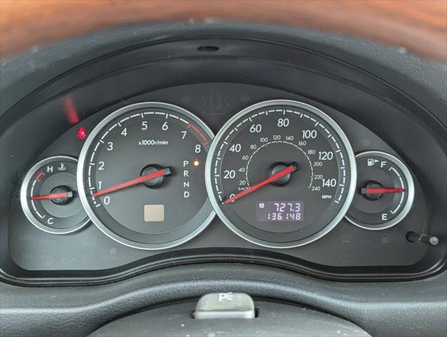 Photo of 2006 White Subaru Outback