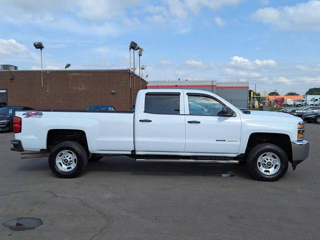 Photo of 2017 White Chevrolet Silverado 2500