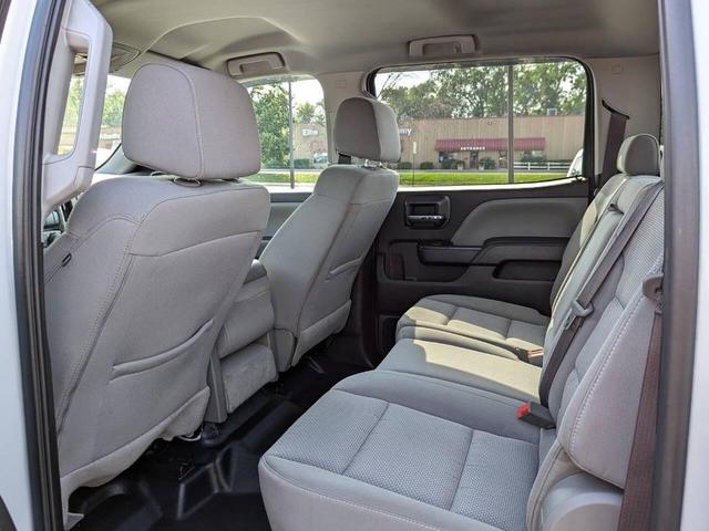 Photo of 2017 White Chevrolet Silverado 2500