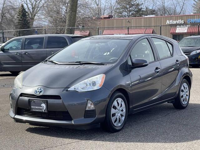Photo of 2012 Gray Toyota Prius c