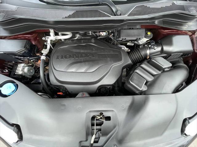 Photo of 2021 Burgundy Honda Passport