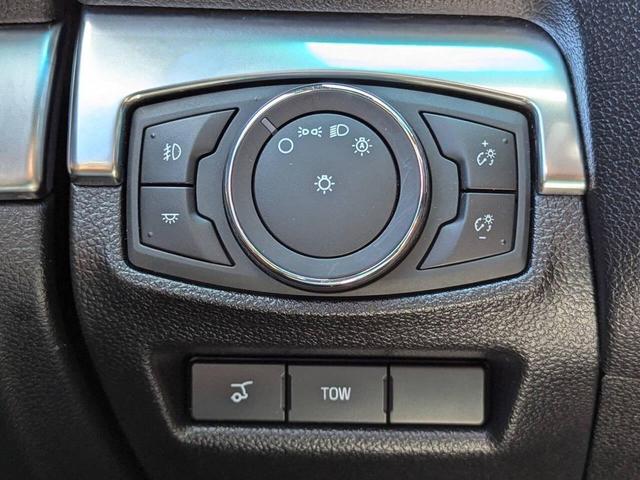 Photo of 2019 Pewter Ford Explorer